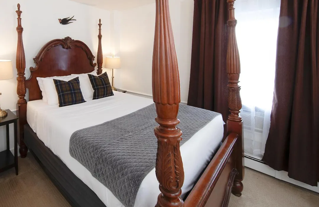 The New London Inn-1